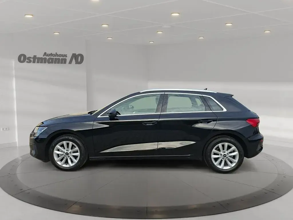 Gebraucht Audi A3 110 PS (80 kW) 2022 Schwarz Limousine