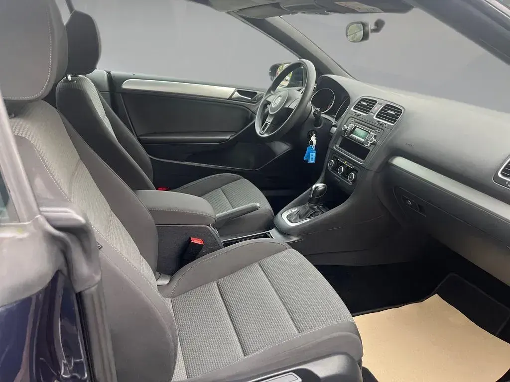 Gebraucht VW Golf Cabriolet 122 PS (89 kW) 2015 Blau Cabrio