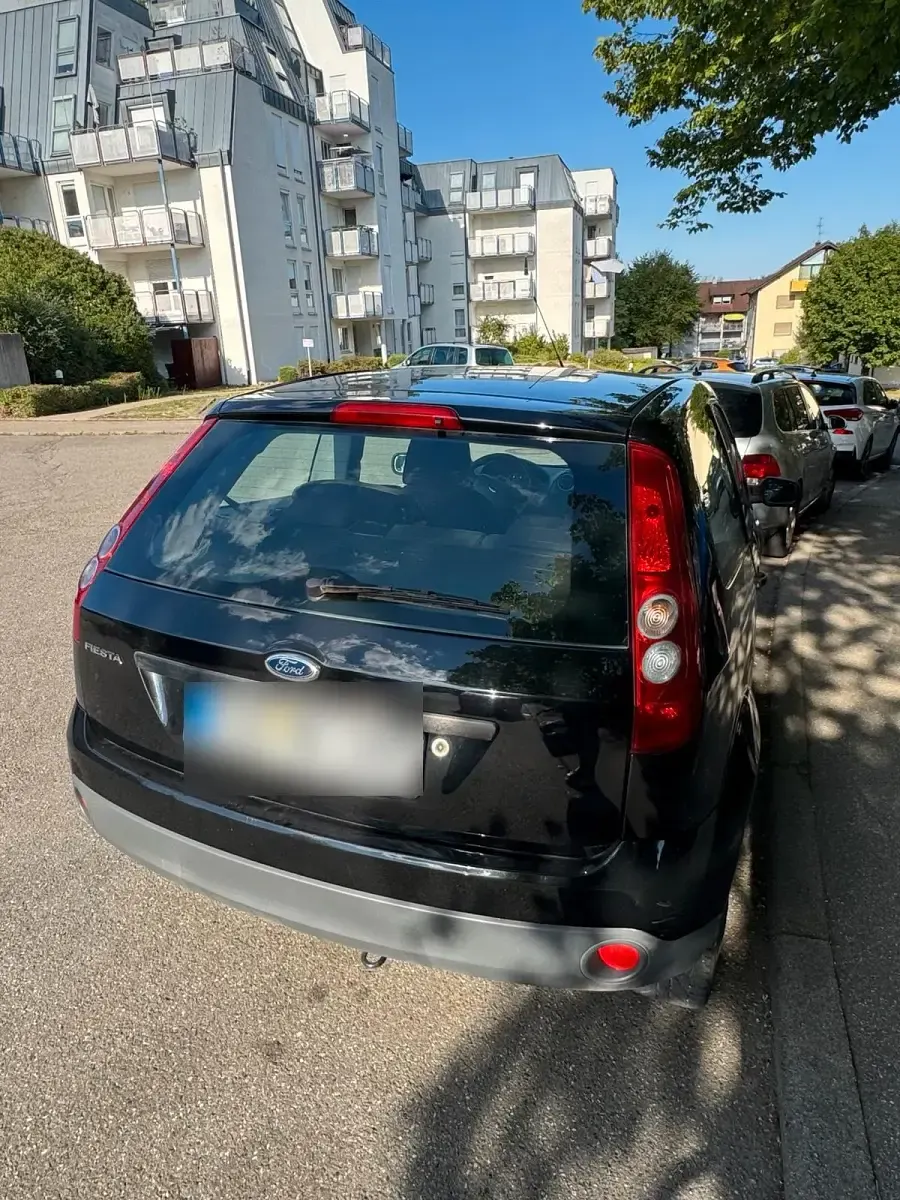 Gebraucht Ford Fiesta 70 PS (51 kW) 2006 Schwarz Kleinwagen