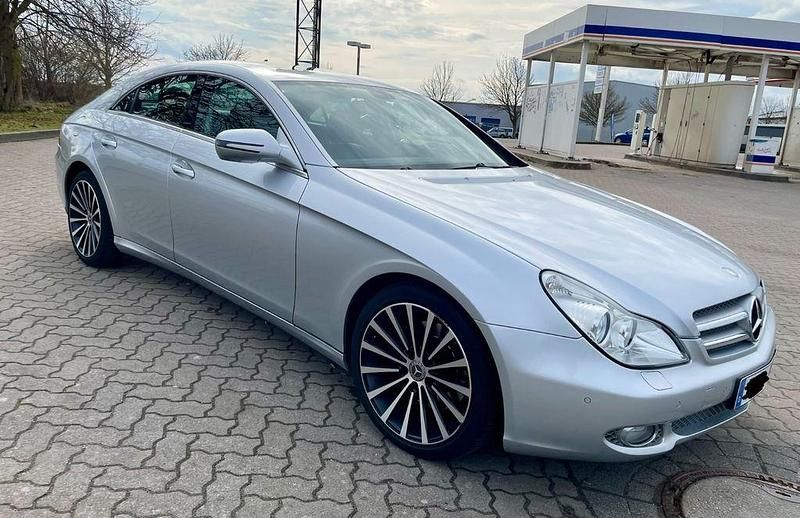 Gebraucht Mercedes CLS280 231 PS (169 kW) 2010 Silber Limousine