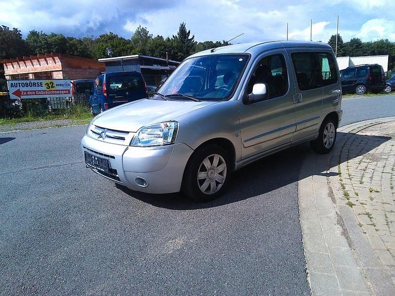 Grau Gebraucht 2008 Citroën Berlingo Van / Kleinbus | 3.499 € (Superpreis) - Bild 1/4