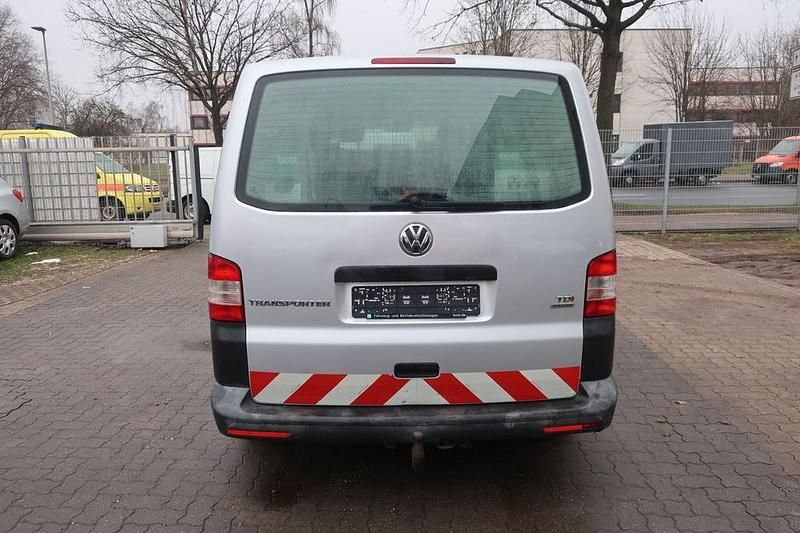 Gebraucht VW T5 140 PS (102 kW) 2014 Silber Van