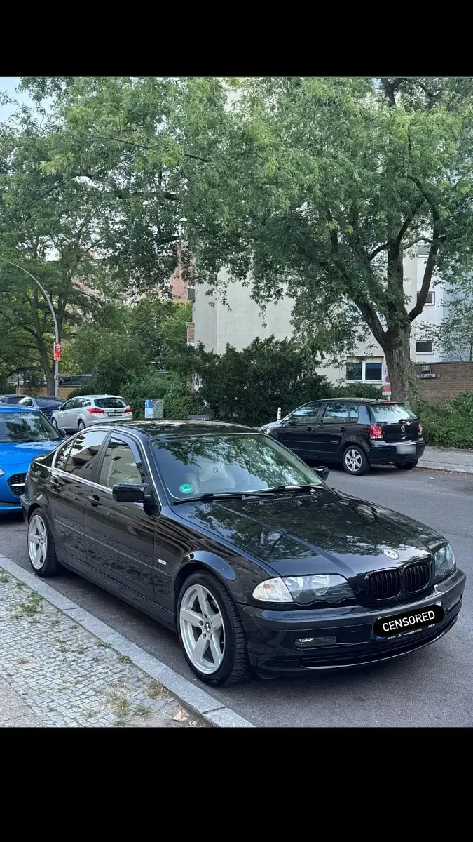 Gebraucht BMW 320 150 PS (110 kW) 2000 Schwarz Limousine