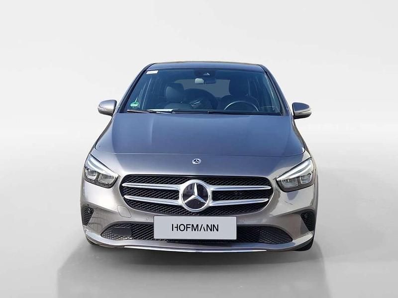 Gebraucht Mercedes B250 Progressive 235 PS (172 kW) 2022 Grau Van / Kleinbus