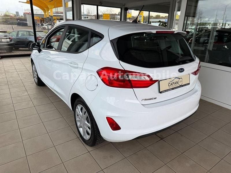 Gebraucht Ford Fiesta Trend 71 PS (52 kW) 2019 Weiß Kleinwagen