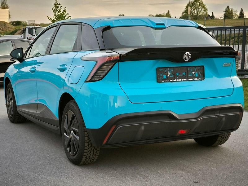 Occasion MG MG4 EV 125 kW (170 ch) 2023 Bleue Citadine