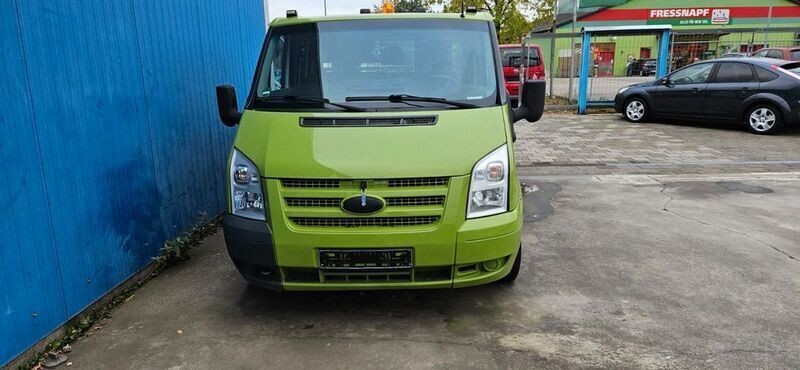 Usado Ford Transit 86 HP (63 kW) 2007 Branco Monovolume
