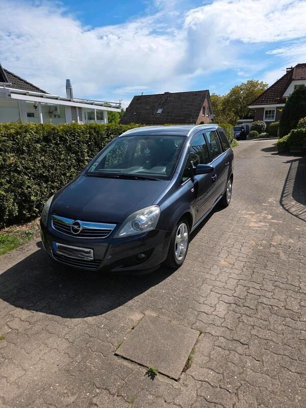 Blau Gebraucht 2008 Opel Zafira Van / Kleinbus | 4.500 € (Etwas zu teuer) - Bild 1/4