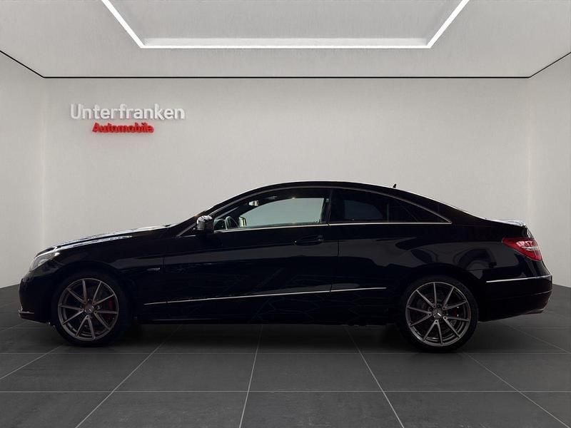 Second-hand Mercedes E200 184 CP (135 kW) 2010 Negru Coupe