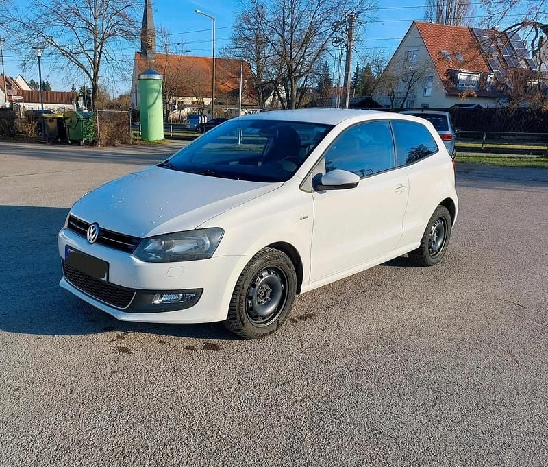 Gebraucht VW Polo Life 86 PS (63 kW) 2013 Weiß Kleinwagen