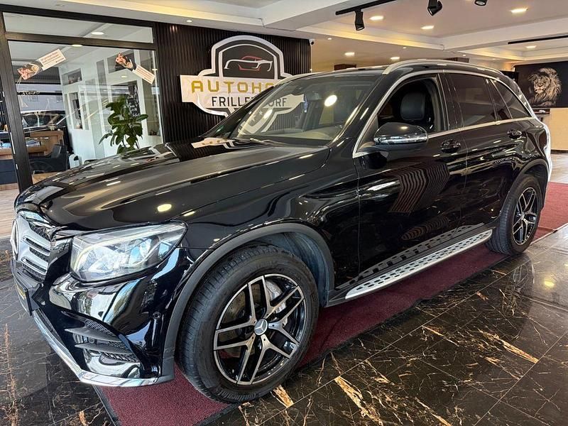 Schwarz Gebraucht 2016 Mercedes GLC350 AMG SUV | 23.950 € (Fairer Preis) - Bild 1/4