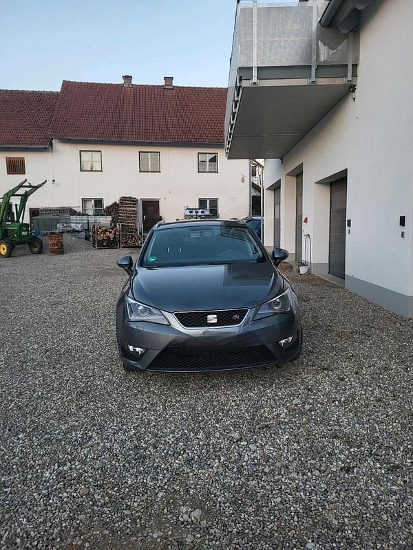 Gebraucht Seat Ibiza ST 105 PS (77 kW) 2012 Grau Kombi