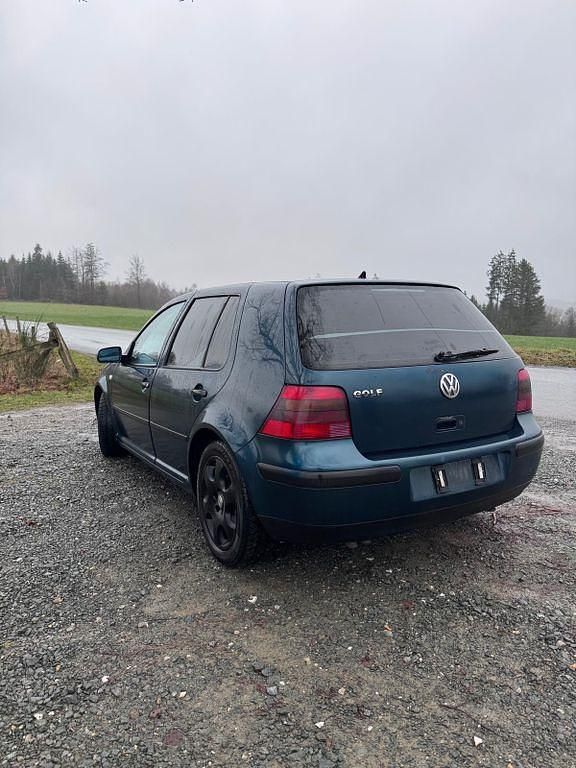 Gebraucht VW Golf IV Pacific 101 PS (74 kW) 2002 Grün Limousine