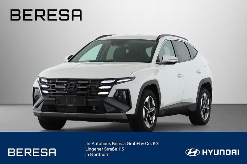 Atlas white Gebraucht 2024 Hyundai Tucson Trend SUV | 33.480 € (Superpreis) - Bild 1/4