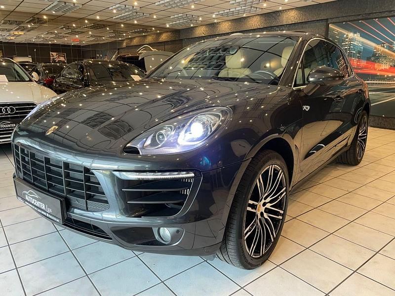Grau Gebraucht 2016 Porsche Macan S Chrono SUV | 30.999 € (Guter Preis) - Bild 1/4