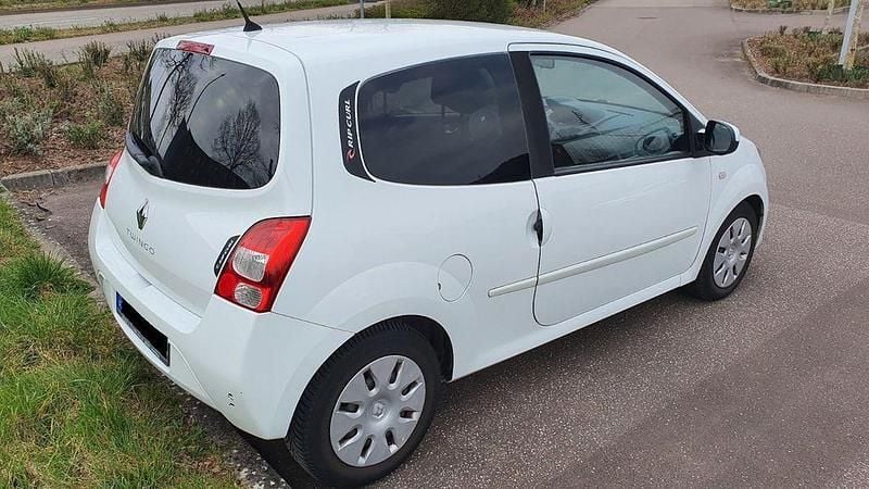 Gebraucht Renault Twingo Rip Curl 75 PS (55 kW) 2010 Weiß Kleinwagen