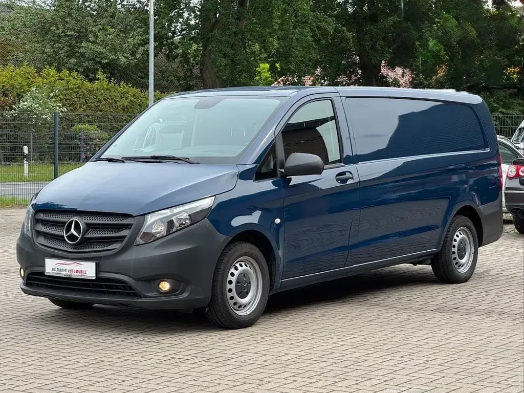 Gebraucht Mercedes Vito 163 PS (119 kW) 2020 Blau Van