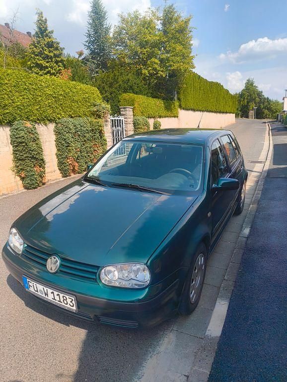 Grün Gebraucht 1998 VW Golf IV Limousine | 899 € (Guter Preis) - Bild 1/4