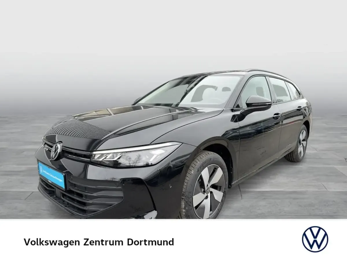 Nowe VW Passat Basis 150 KM (110 kW) 2025 Szary Kombi