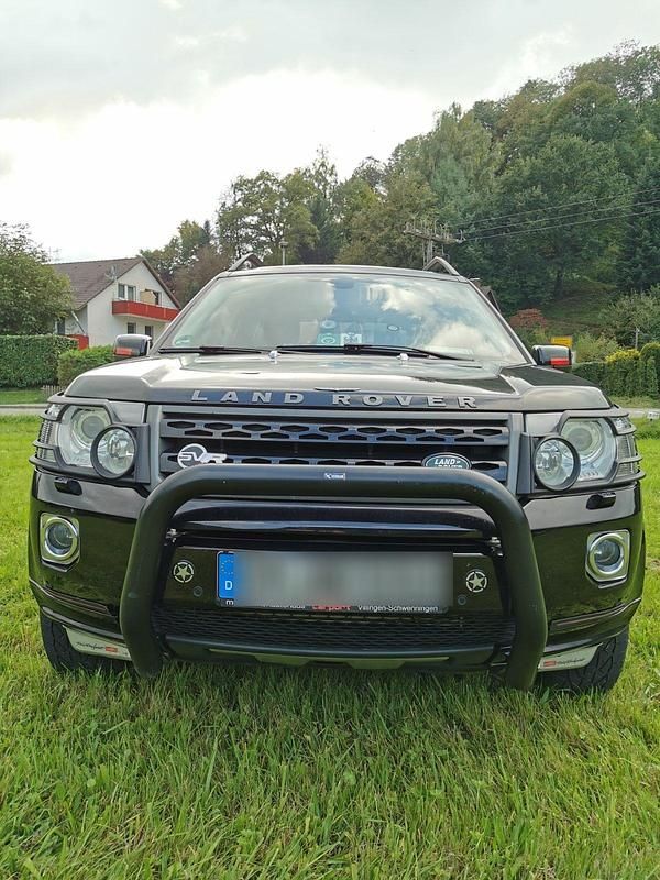 Schwarz Gebraucht 2012 Land Rover Freelander 2 SE SUV | 11.300 € (Teuer) - Bild 1/4