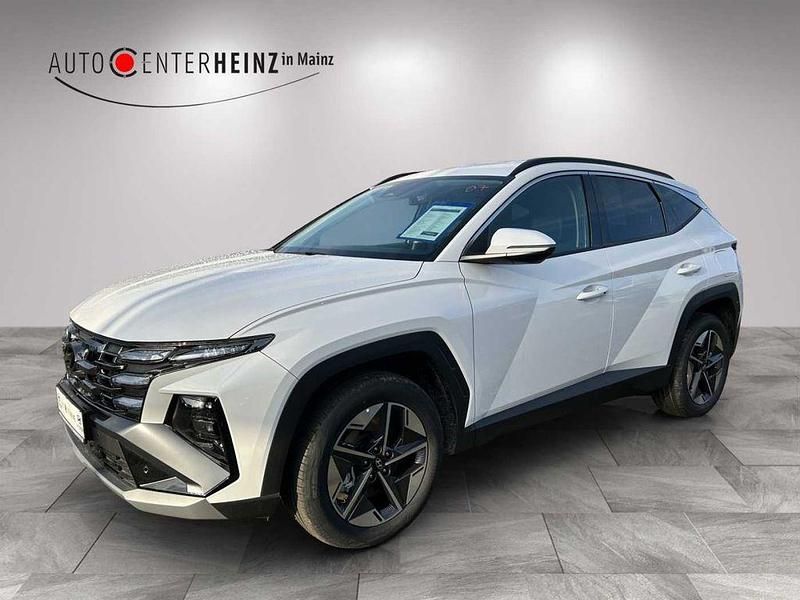 Serenity white Neu 2025 Hyundai Tucson Trend SUV | 36.790 € (Guter Preis) - Bild 1/4