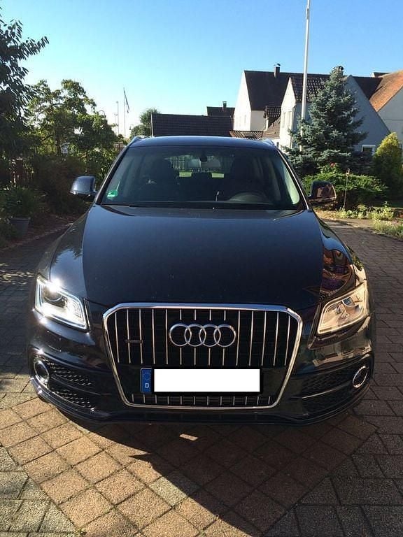 Schwarz Gebraucht 2016 Audi Q5 Ambiente SUV | 21.100 € (Fairer Preis) - Bild 1/4