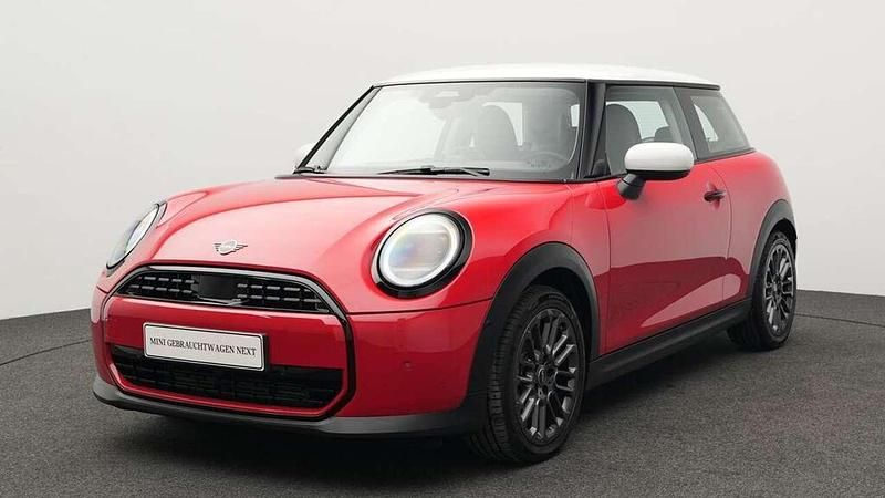 Second-hand Mini Cooper Classic 156 CP (114 kW) 2024 Roșu Hatchback