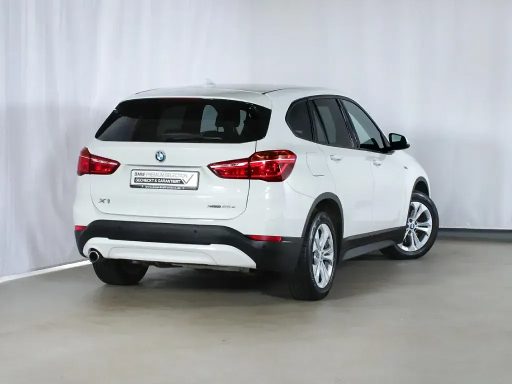 Gebraucht BMW X1 Advantage 125 PS (91 kW) 2022 Alpinweiss iii SUV