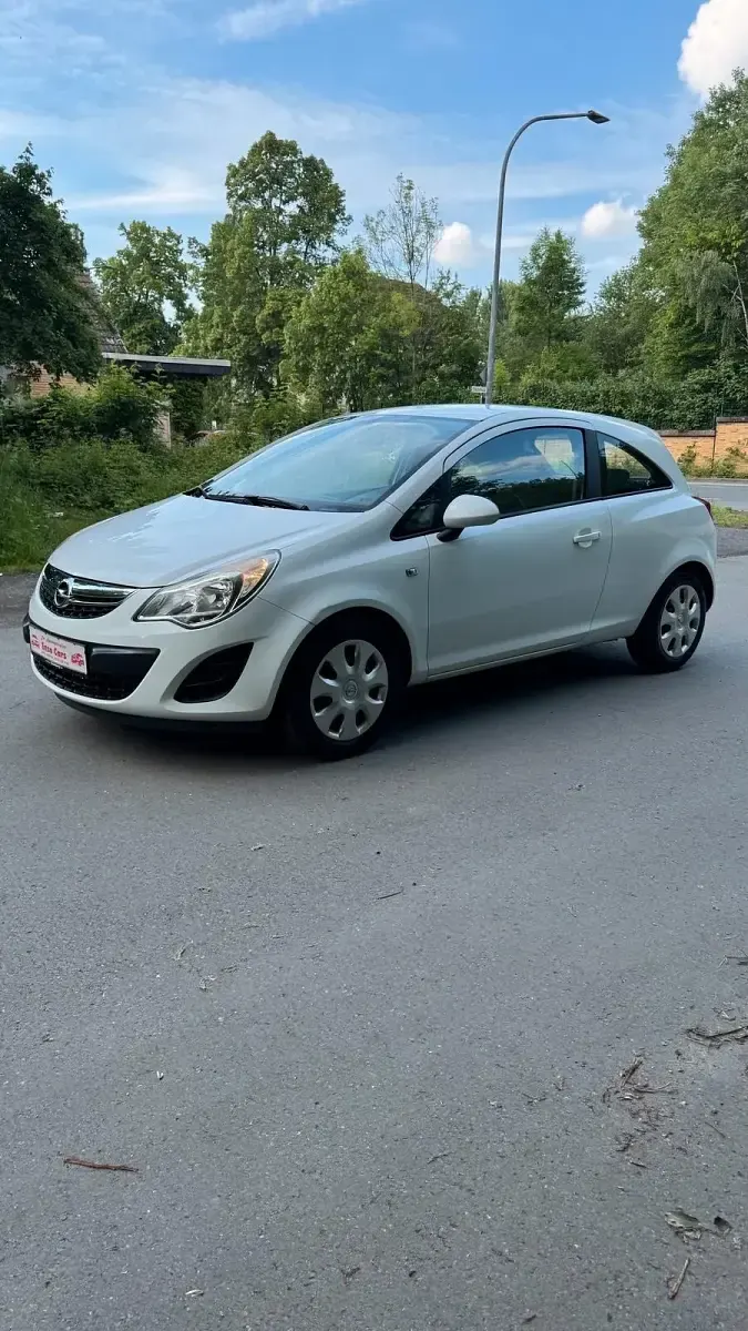 Gebraucht Opel Corsa S 69 PS (50 kW) 2012 Weiß Kleinwagen