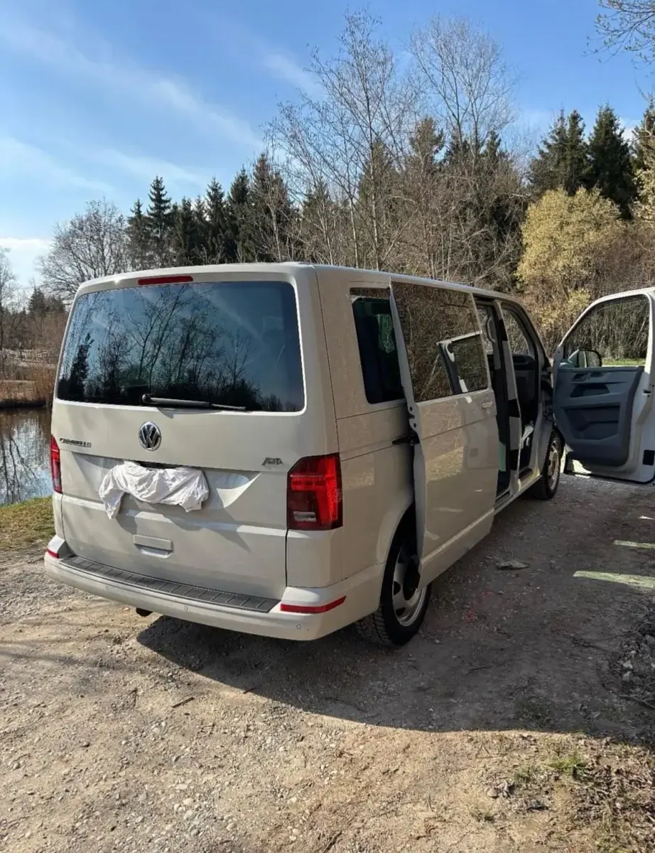 Gebraucht VW T6.1 83 kW (113 PS) 2022 Grau Van