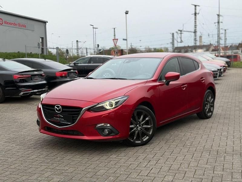 Gebraucht Mazda 3 Nakama 150 PS (110 kW) 2016 Rot Limousine