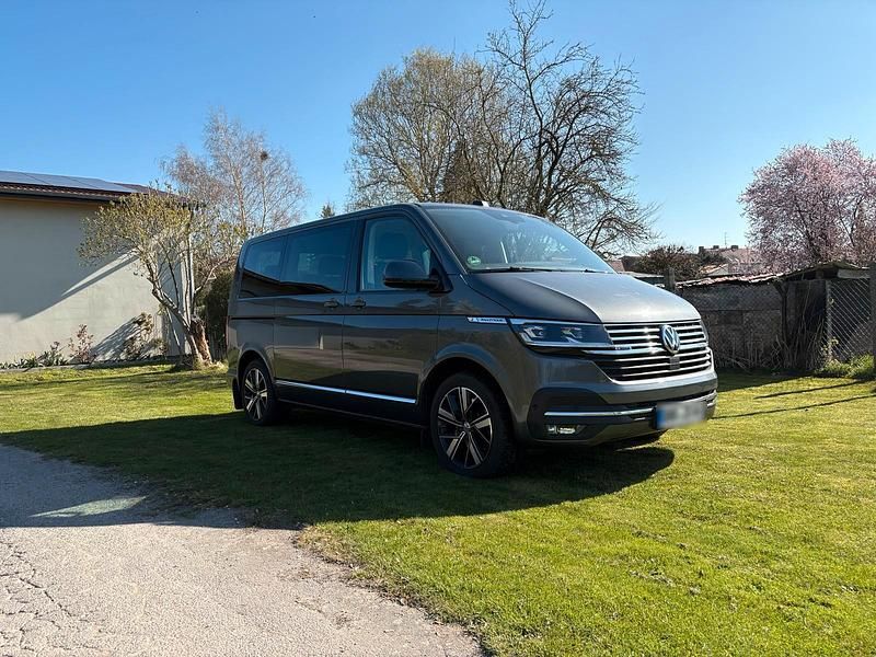 Używany VW T6.1 204 KM (150 kW) 2022 Szary Van