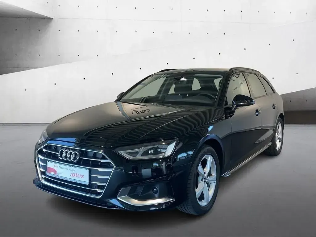 Gebraucht Audi A4 Ambiente 163 PS (119 kW) 2023 Brillantschwarz Kombi