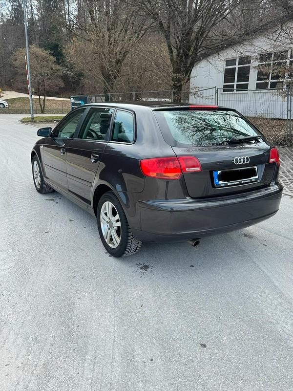 Gebraucht Audi A3 102 PS (75 kW) 2007 Schwarz Kleinwagen