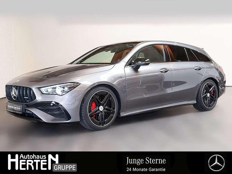 Lack mountaingrau Gebraucht 2024 Mercedes CLA35 AMG AMG Limousine | 53.790 € (Teuer) - Bild 1/4