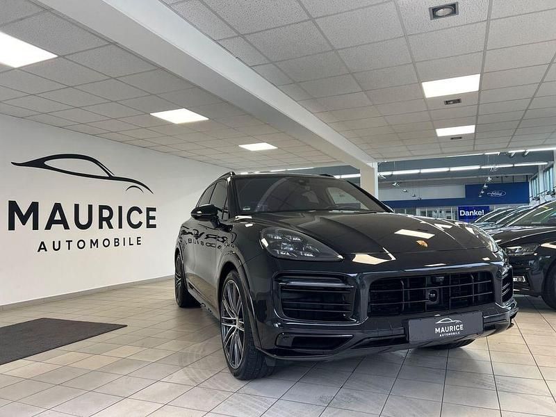 Schwarz Gebraucht 2021 Porsche Cayenne GTS Chrono SUV | 81.490 € (Fairer Preis) - Bild 1/4