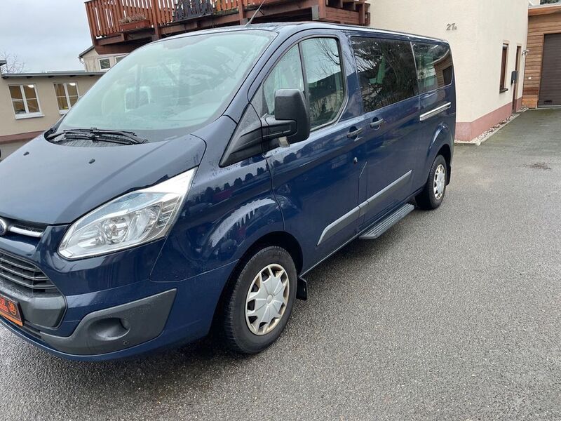 Gebraucht Ford Transit Trend 125 PS (91 kW) 2015 Blazerblau Kombi