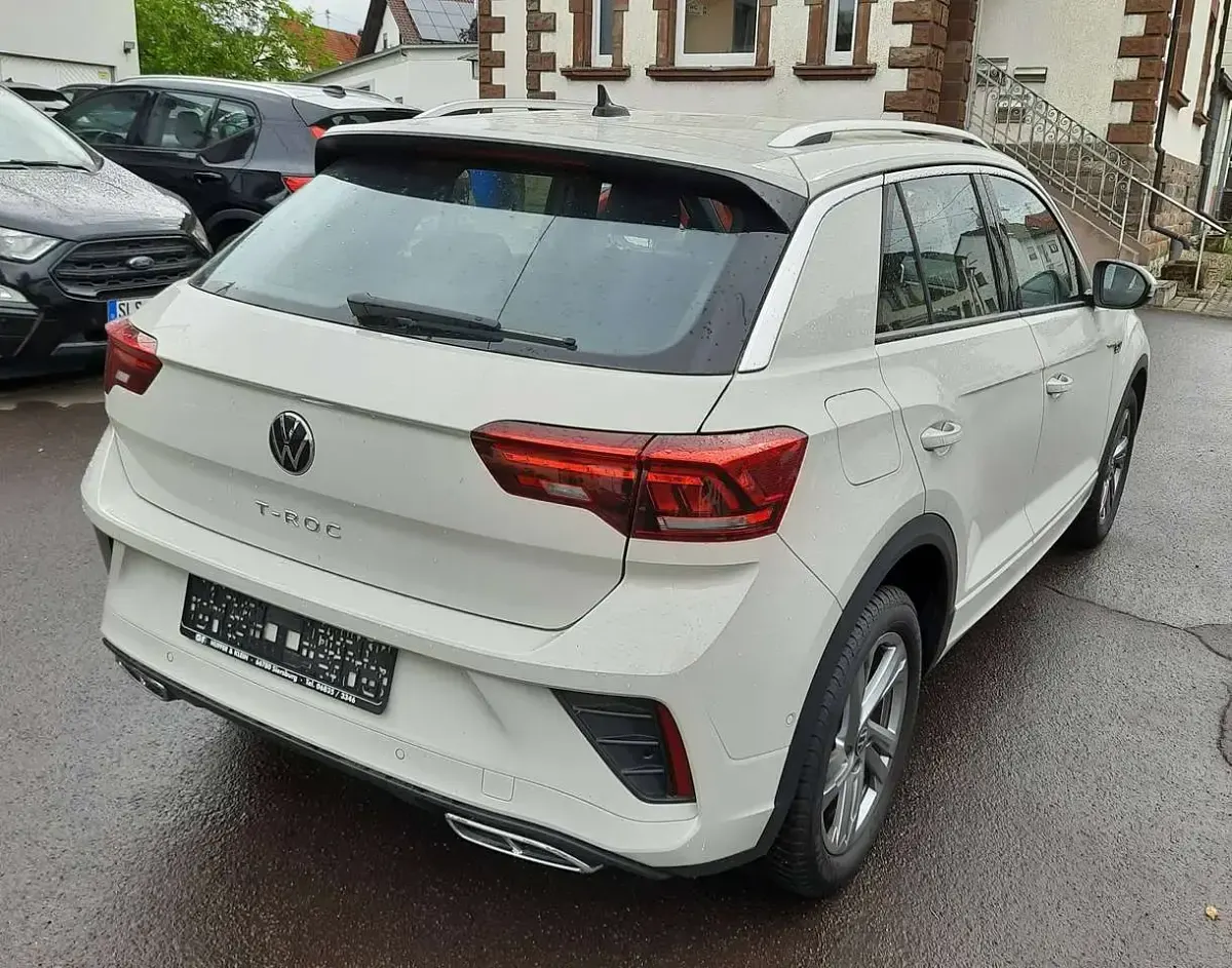 Gebraucht VW T-Roc R-line 110 PS (80 kW) 2024 Ascotgrau SUV