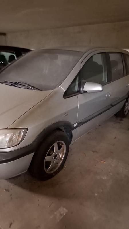 Silber Gebraucht 2005 Opel Zafira Van / Kleinbus | 1.000 € (Guter Preis) - Bild 1/4
