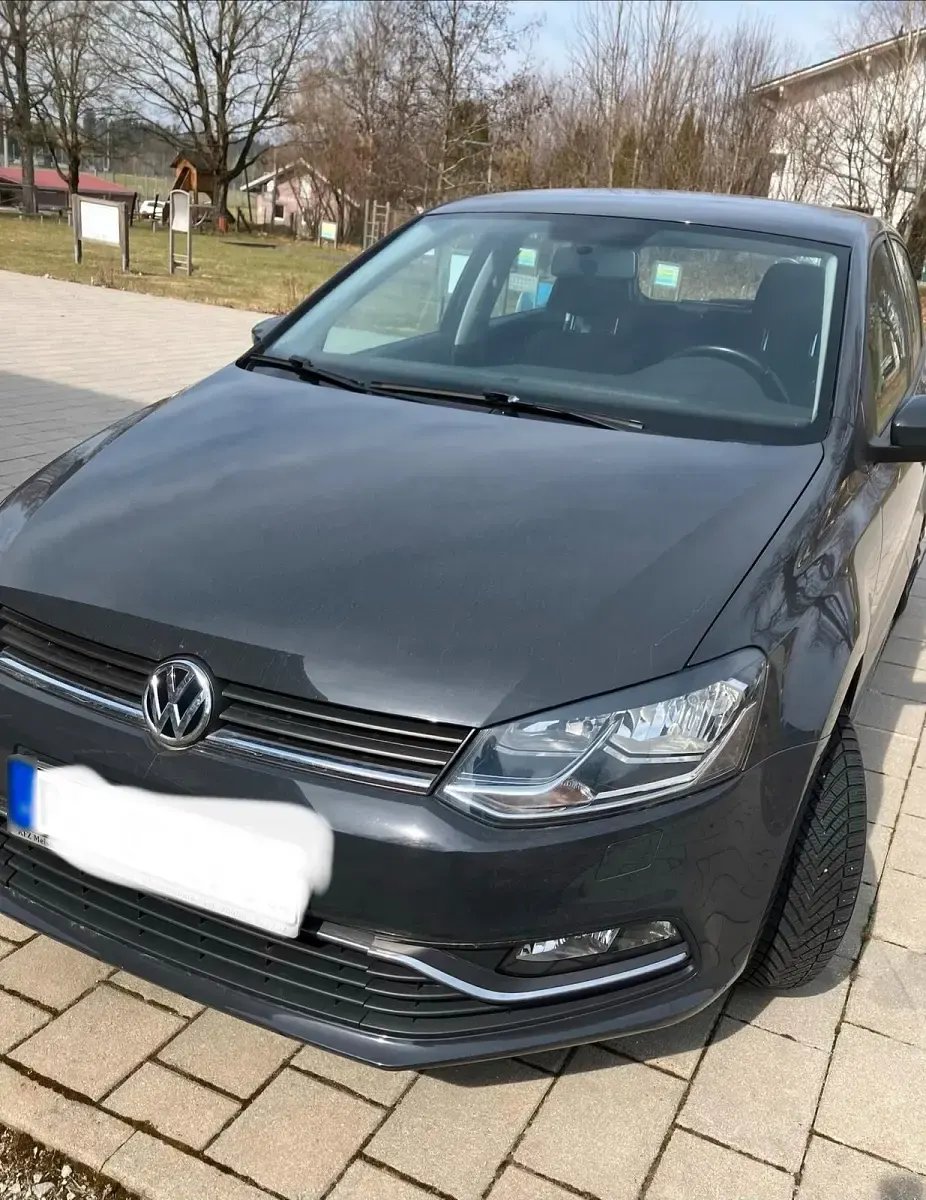 Gebraucht VW Polo 75 PS (55 kW) 2015 Grau Kleinwagen