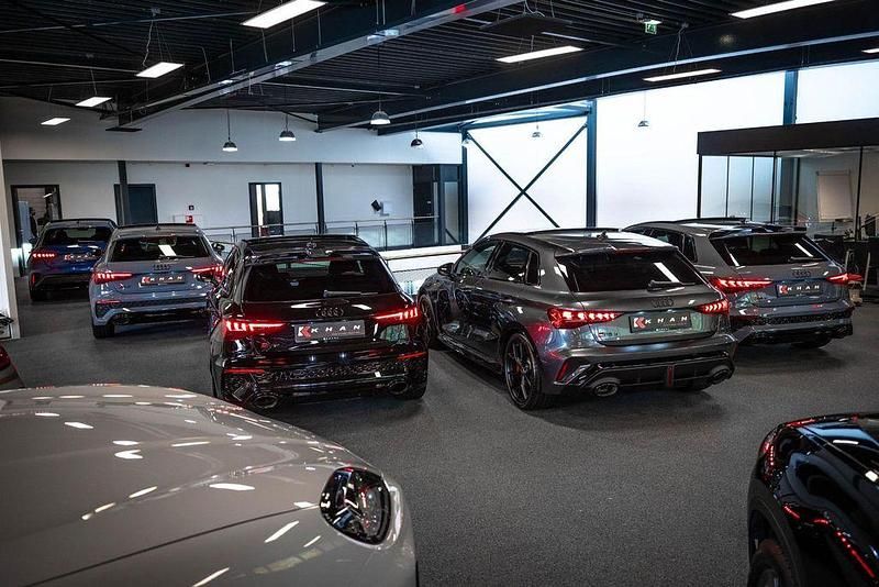 Gebraucht Bentley Bentayga 449 PS (330 kW) 2022 Schwarz SUV