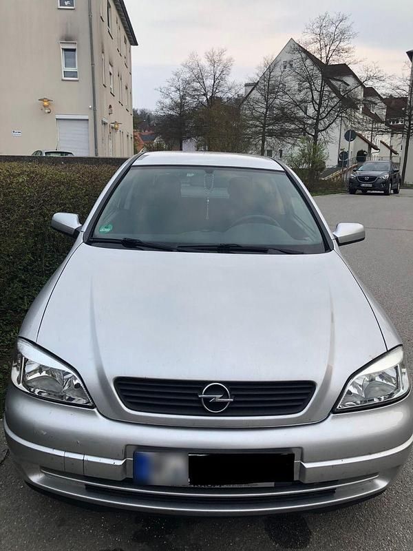 Second-hand Opel Astra 84 CP (61 kW) 2000 Gri Coupe