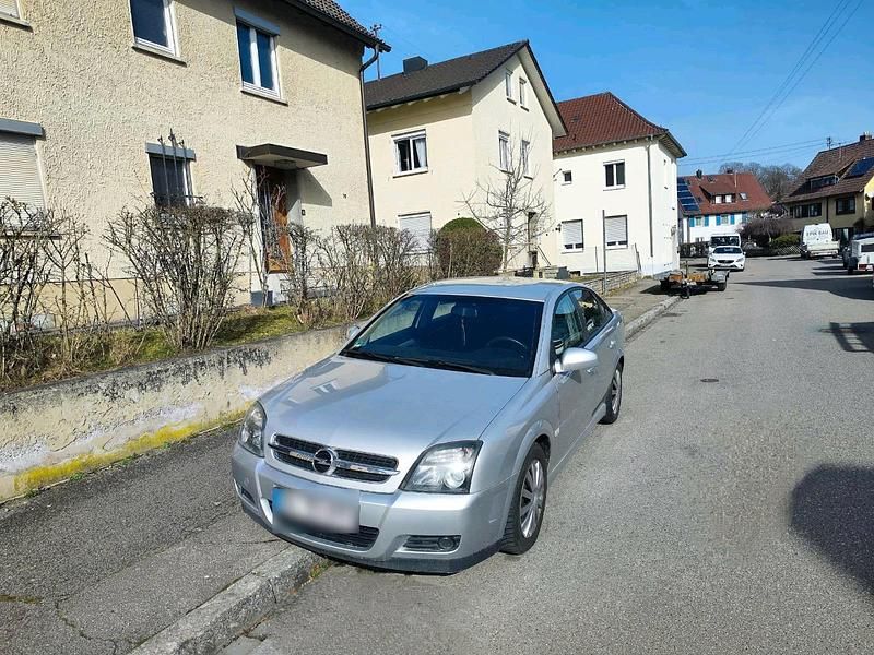 Gebraucht Opel Vectra GTS 155 PS (114 kW) 2005 Silber Limousine