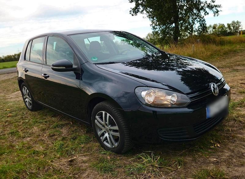 Schwarz Gebraucht 2009 VW Golf Limousine | 3.299 € (Fairer Preis) - Bild 1/4