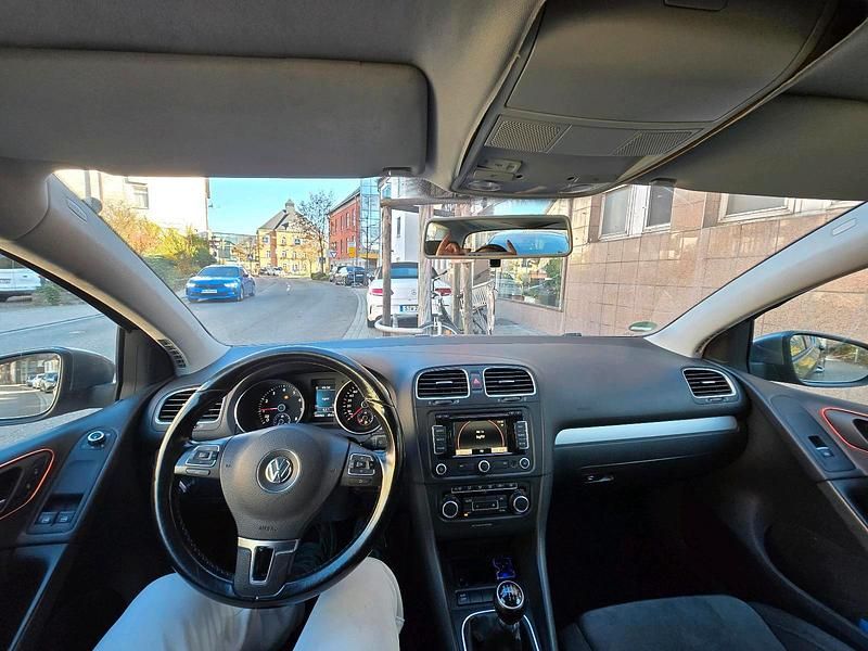 Gebraucht VW Golf Highline 160 PS (117 kW) 2010 Grau Limousine