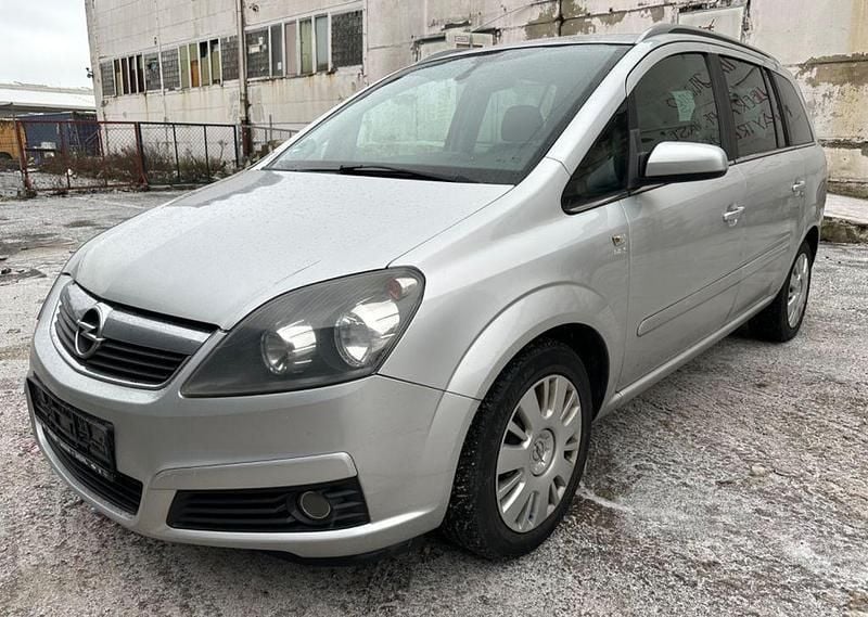 Gebraucht Opel Zafira Edition 94 PS (69 kW) 2007 Silber Van / Kleinbus