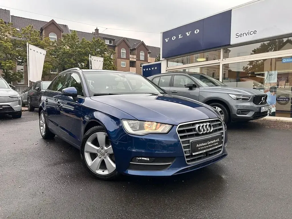 Gebraucht Audi A3 Ambition 125 PS (91 kW) 2015 Blau Limousine
