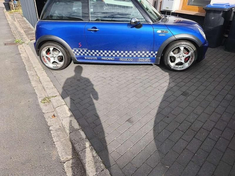 Blau Gebraucht 2005 Mini John Cooper Works Kleinwagen | 6.000 € (Superpreis) - Bild 1/4