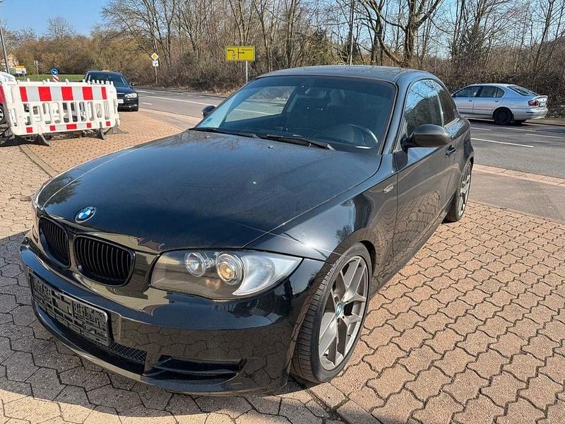 Second-hand BMW 120 177 CP (130 kW) 2009 Negru Hatchback