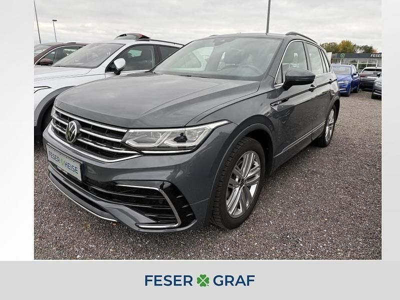Delfingrau metallic Gebraucht 2021 VW Tiguan R-line SUV | 28.950 € (Guter Preis) - Bild 1/4